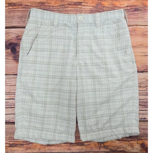 Under Armour Mens Beige/White Lightweight & Stretchy Plaid Golf Shorts 32 - Picture 1 of 7